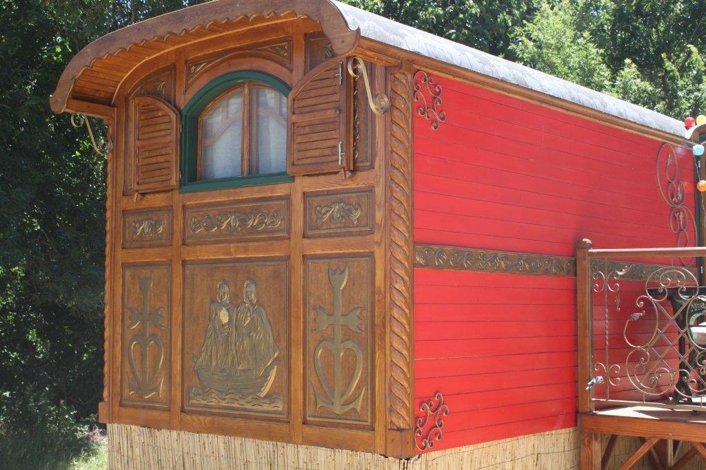 La Roulotte "Les Saintes" Bed and Breakfast Εξωτερικό φωτογραφία