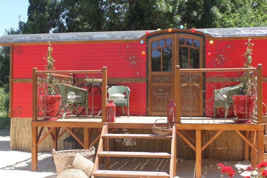 La Roulotte "Les Saintes" Bed and Breakfast Εξωτερικό φωτογραφία